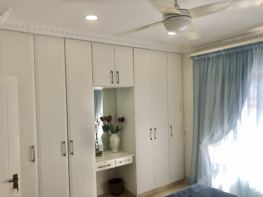 5 Bedroom Property for Sale in Shelly Beach KwaZulu-Natal