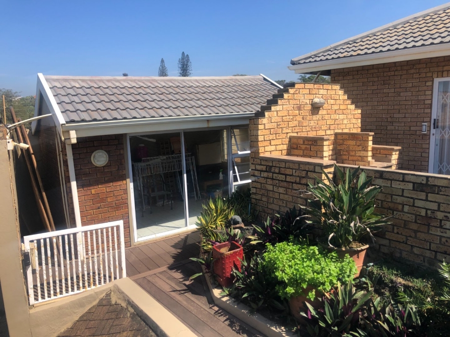 5 Bedroom Property for Sale in Shelly Beach KwaZulu-Natal