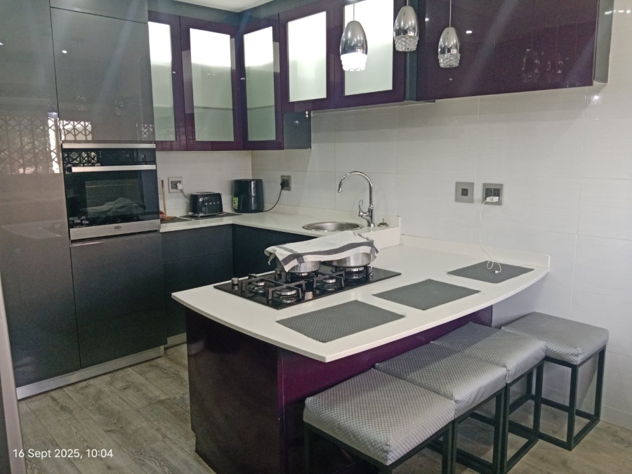 5 Bedroom Property for Sale in Hayfields KwaZulu-Natal