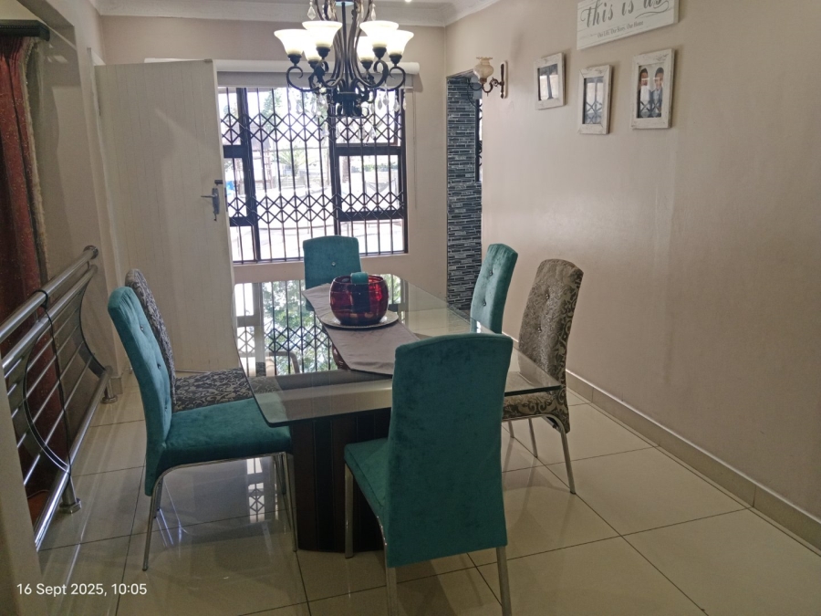5 Bedroom Property for Sale in Hayfields KwaZulu-Natal