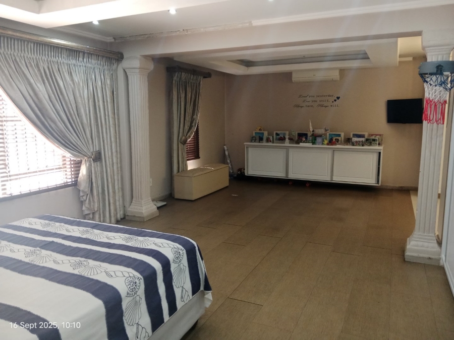 5 Bedroom Property for Sale in Hayfields KwaZulu-Natal