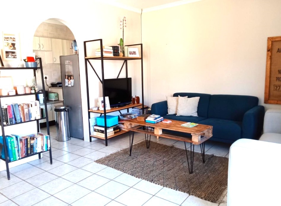 To Let 1 Bedroom Property for Rent in Kloof KwaZulu-Natal