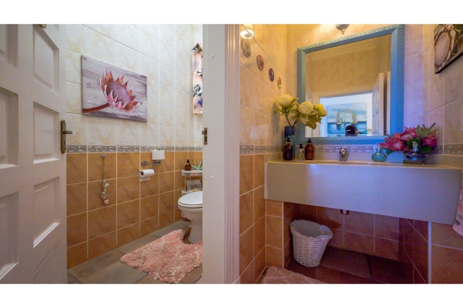 4 Bedroom Property for Sale in Sheffield Beach KwaZulu-Natal