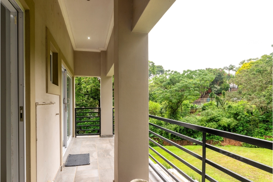 5 Bedroom Property for Sale in Kloof KwaZulu-Natal