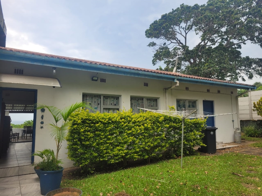 5 Bedroom Property for Sale in Leisure Bay KwaZulu-Natal