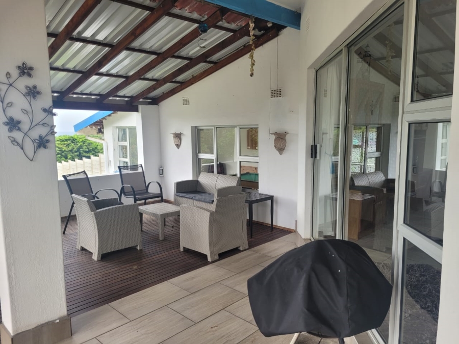 5 Bedroom Property for Sale in Leisure Bay KwaZulu-Natal