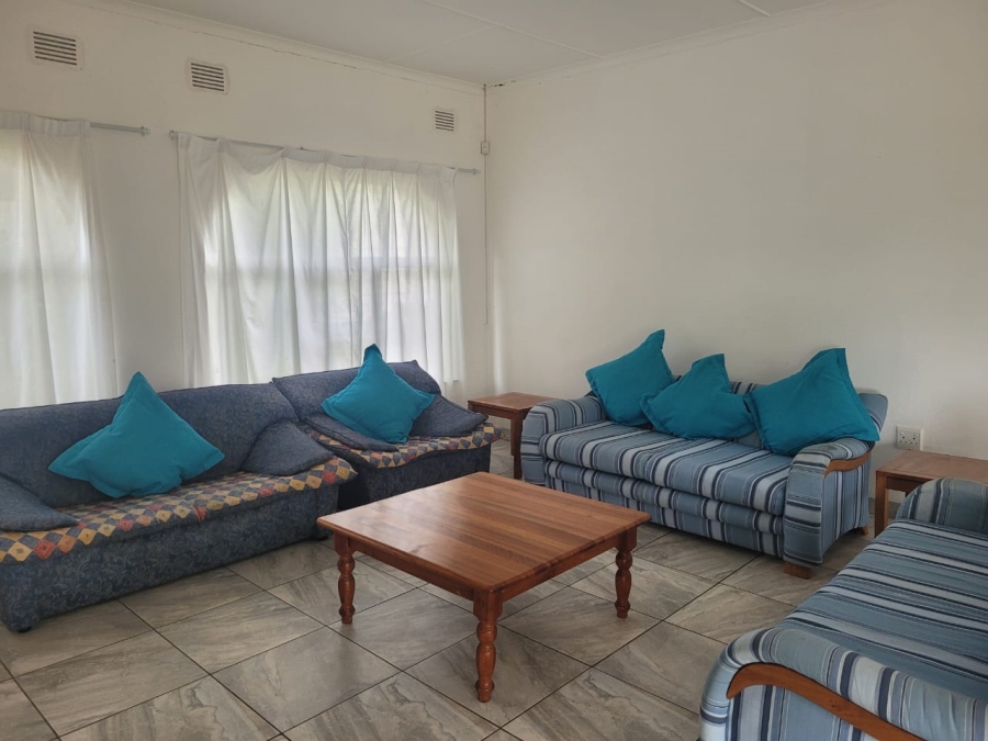 5 Bedroom Property for Sale in Leisure Bay KwaZulu-Natal