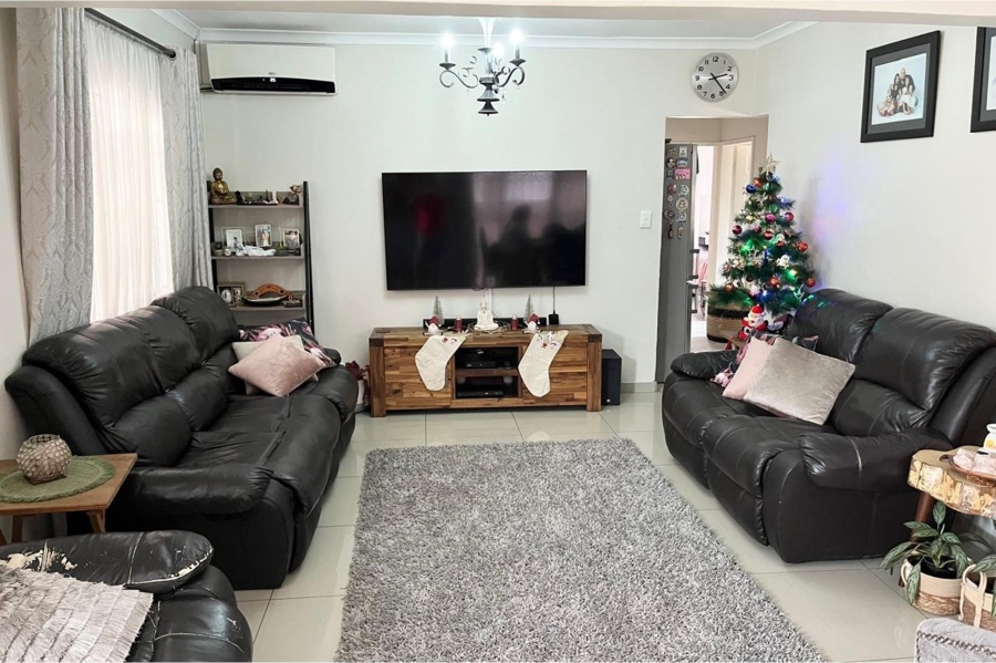 3 Bedroom Property for Sale in Woodview KwaZulu-Natal