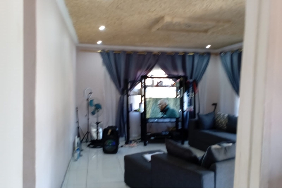 2 Bedroom Property for Sale in Slangspruit KwaZulu-Natal