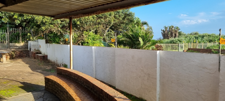 5 Bedroom Property for Sale in Shelly Beach KwaZulu-Natal