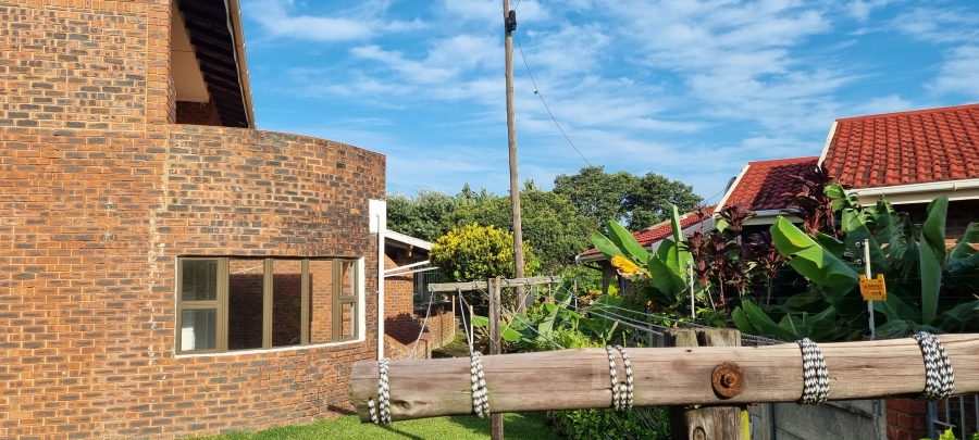 5 Bedroom Property for Sale in Shelly Beach KwaZulu-Natal