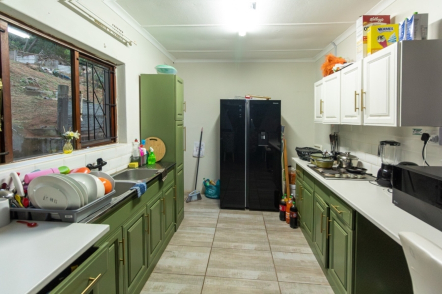 3 Bedroom Property for Sale in Brighton Beach KwaZulu-Natal