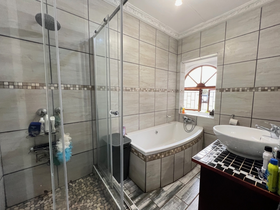 5 Bedroom Property for Sale in Mtunzini KwaZulu-Natal