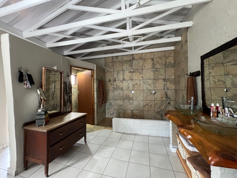 5 Bedroom Property for Sale in Mtunzini KwaZulu-Natal