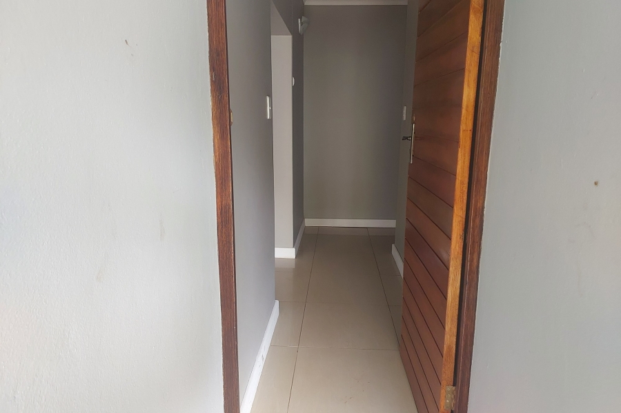 To Let 4 Bedroom Property for Rent in Chase Valley KwaZulu-Natal