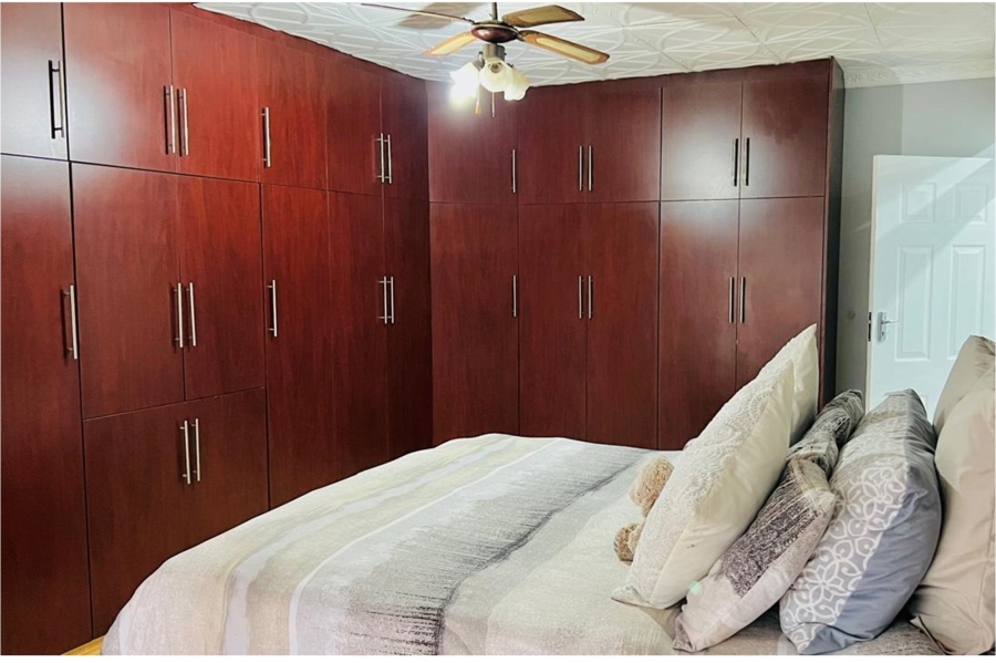 3 Bedroom Property for Sale in Sunford KwaZulu-Natal