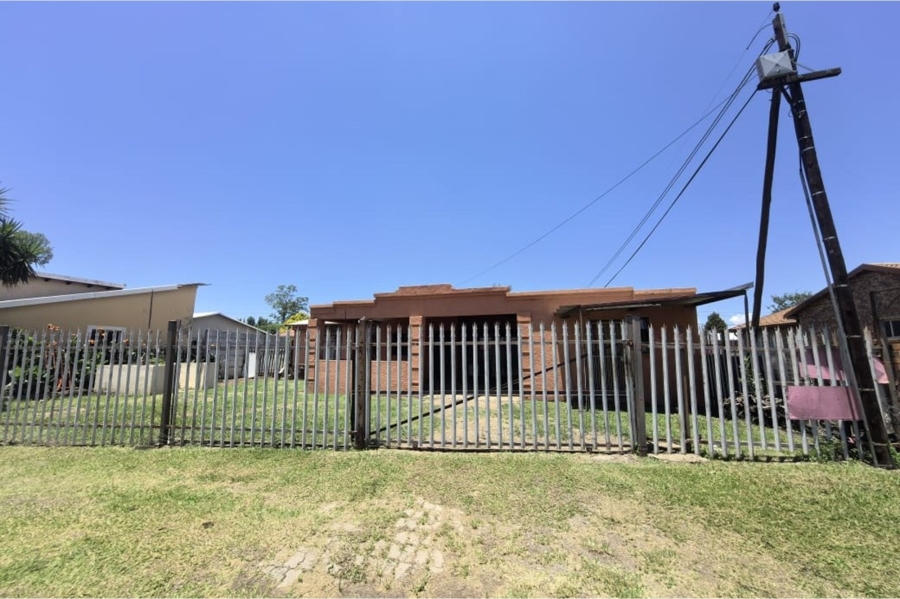 3 Bedroom Property for Sale in Sunset View KwaZulu-Natal