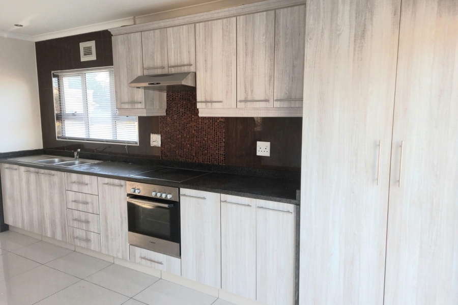 2 Bedroom Property for Sale in Dawncrest KwaZulu-Natal