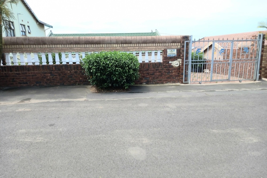 3 Bedroom Property for Sale in Woodview KwaZulu-Natal