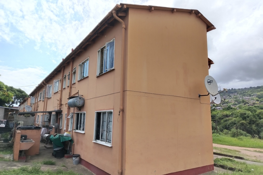 1 Bedroom Property for Sale in Palmview KwaZulu-Natal