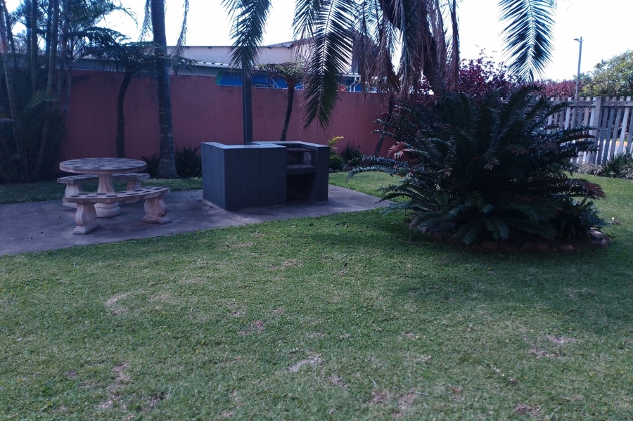 To Let 2 Bedroom Property for Rent in North Sand Bluff KwaZulu-Natal