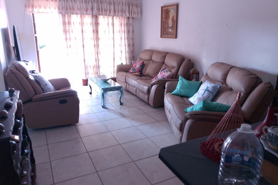 To Let 2 Bedroom Property for Rent in North Sand Bluff KwaZulu-Natal