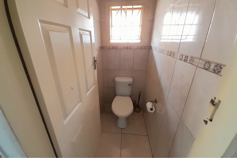 3 Bedroom Property for Sale in Trenance Park KwaZulu-Natal