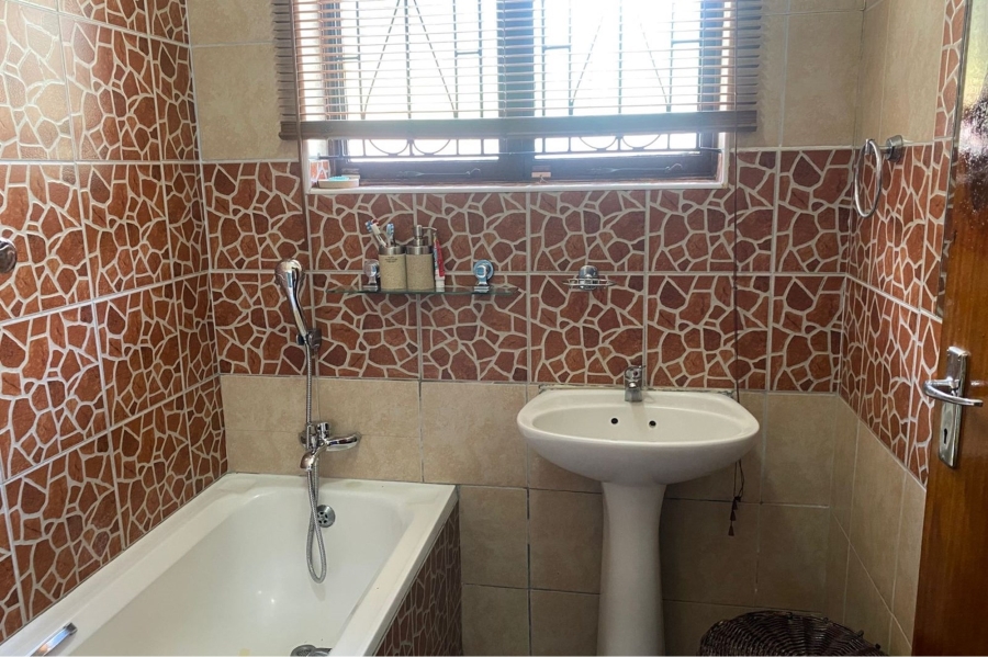 4 Bedroom Property for Sale in Watsonia KwaZulu-Natal