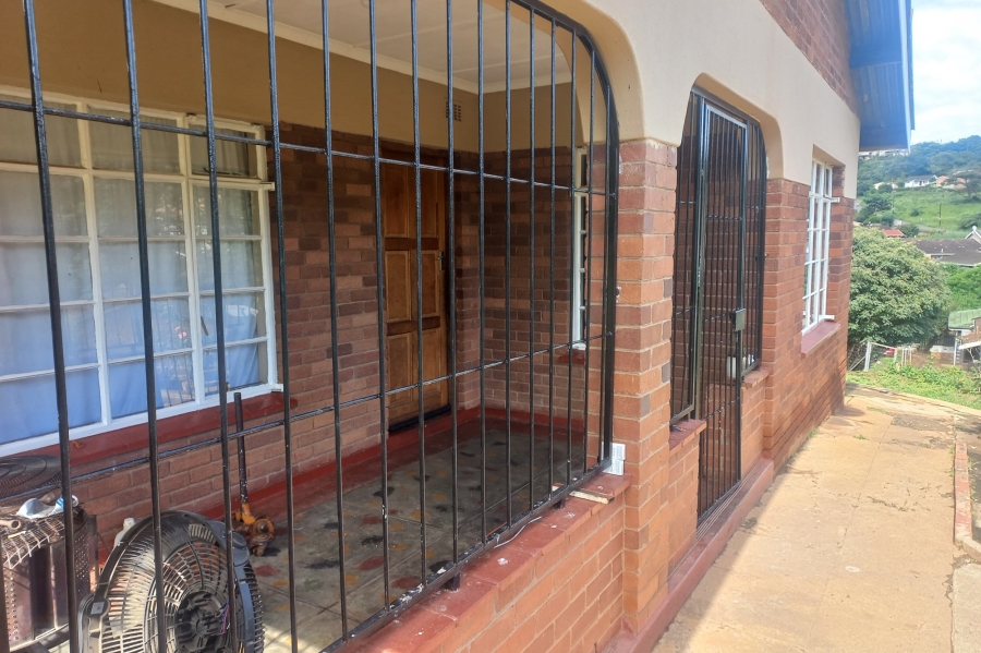 4 Bedroom Property for Sale in Glenwood KwaZulu-Natal