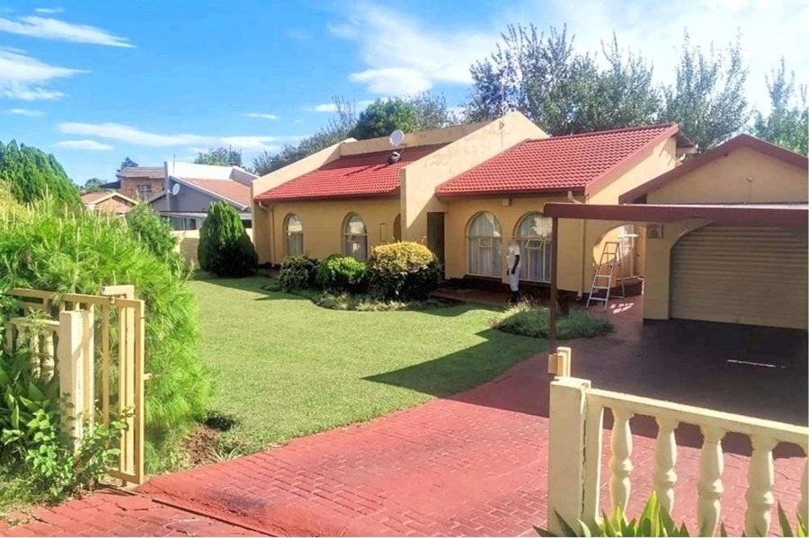3 Bedroom Property for Sale in Lennoxton KwaZulu-Natal