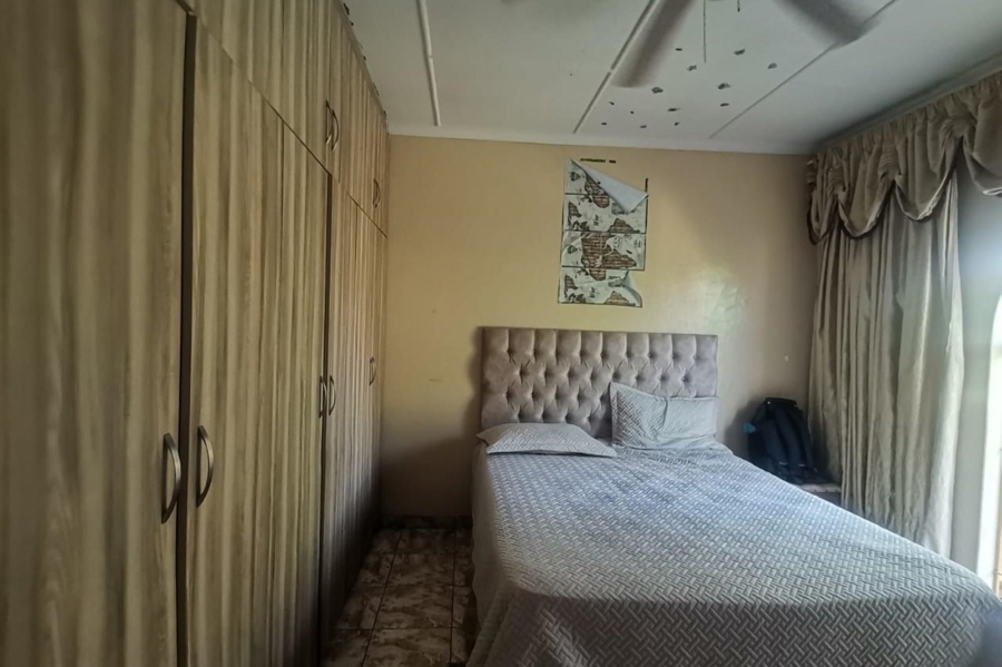 3 Bedroom Property for Sale in Lennoxton KwaZulu-Natal