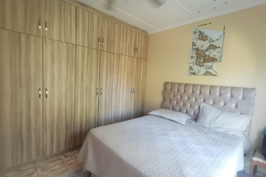 3 Bedroom Property for Sale in Lennoxton KwaZulu-Natal