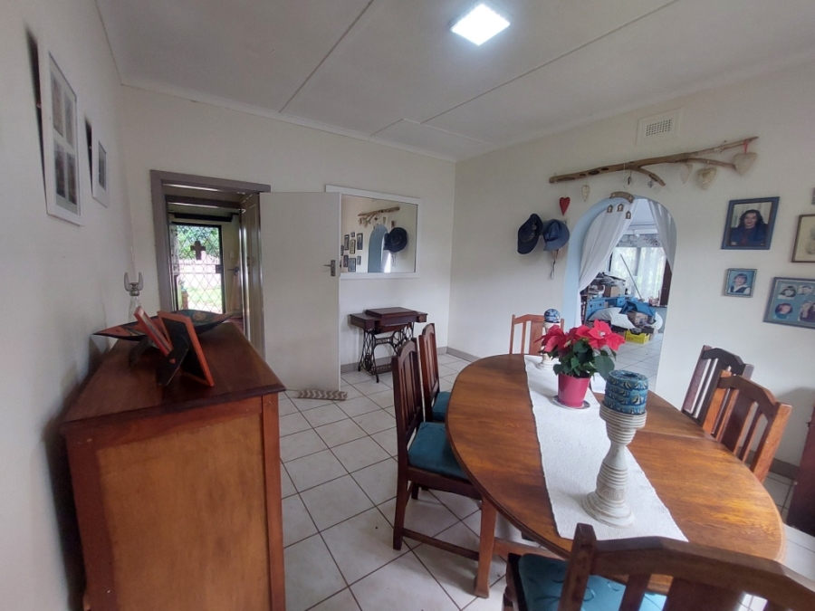 4 Bedroom Property for Sale in Uvongo Beach KwaZulu-Natal