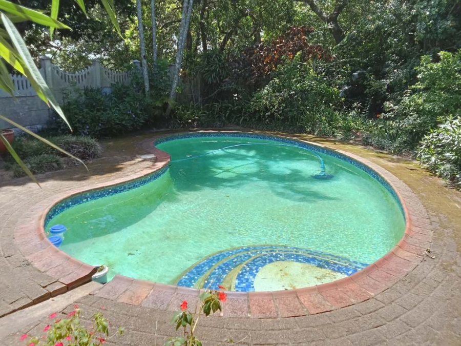 4 Bedroom Property for Sale in Uvongo Beach KwaZulu-Natal