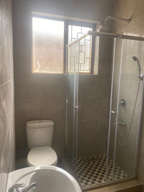 To Let 2 Bedroom Property for Rent in Fields Hill KwaZulu-Natal