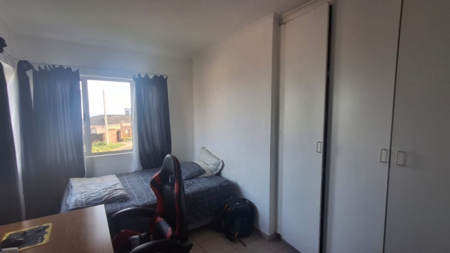 3 Bedroom Property for Sale in Brighton Beach KwaZulu-Natal