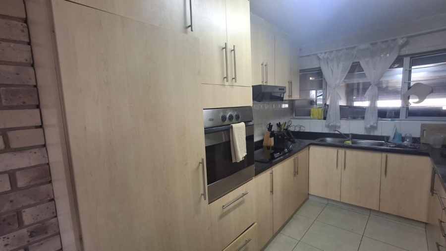 3 Bedroom Property for Sale in Brighton Beach KwaZulu-Natal