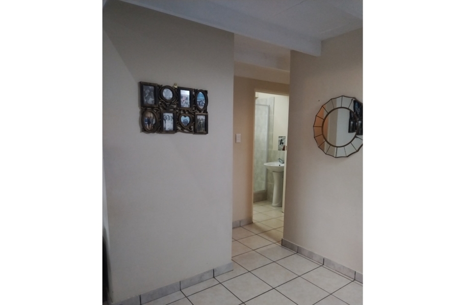 To Let 3 Bedroom Property for Rent in Chasedene KwaZulu-Natal