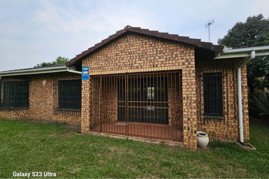 3 Bedroom Property for Sale in Scottsville KwaZulu-Natal