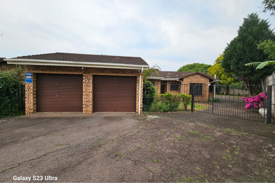 3 Bedroom Property for Sale in Scottsville KwaZulu-Natal