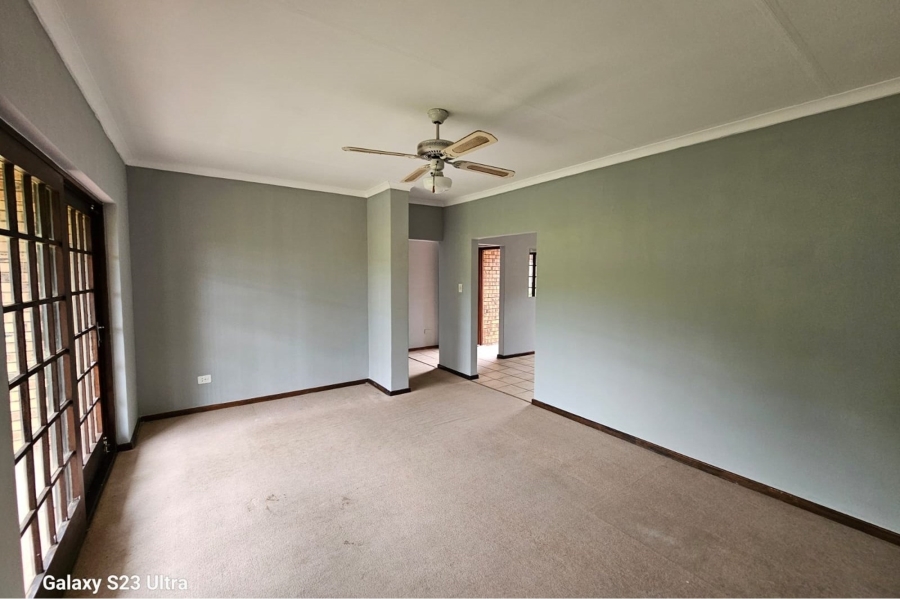 3 Bedroom Property for Sale in Scottsville KwaZulu-Natal