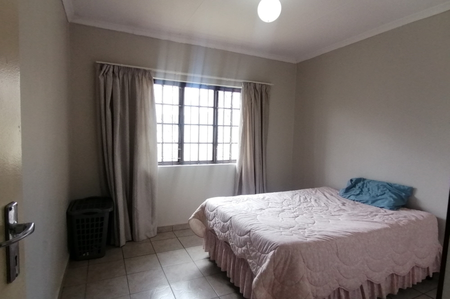 2 Bedroom Property for Sale in Manaba Beach KwaZulu-Natal