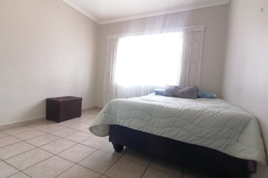 2 Bedroom Property for Sale in Manaba Beach KwaZulu-Natal