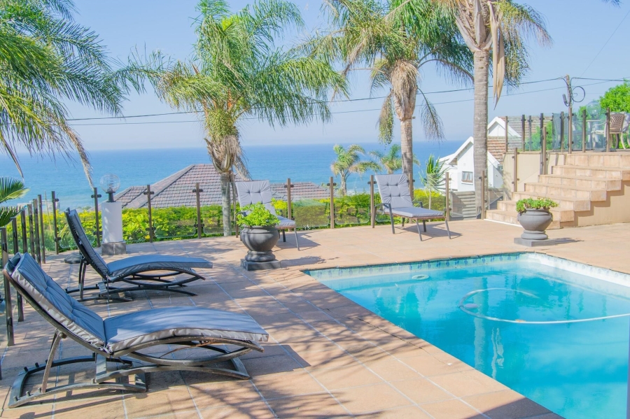 6 Bedroom Property for Sale in Uvongo KwaZulu-Natal