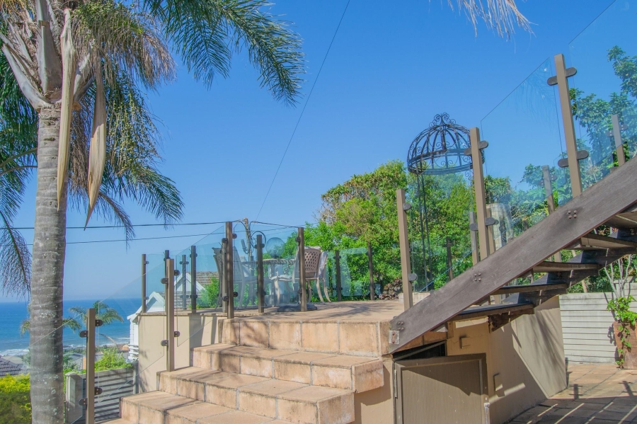 6 Bedroom Property for Sale in Uvongo KwaZulu-Natal