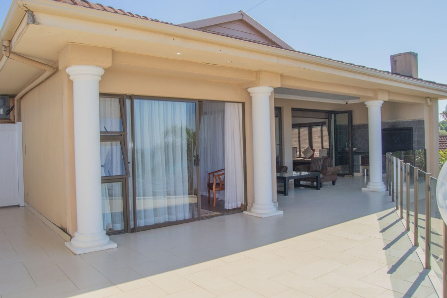 6 Bedroom Property for Sale in Uvongo KwaZulu-Natal