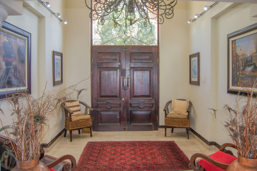 6 Bedroom Property for Sale in Uvongo KwaZulu-Natal