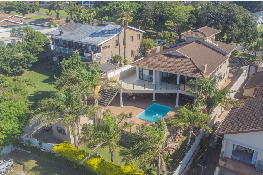 6 Bedroom Property for Sale in Uvongo KwaZulu-Natal