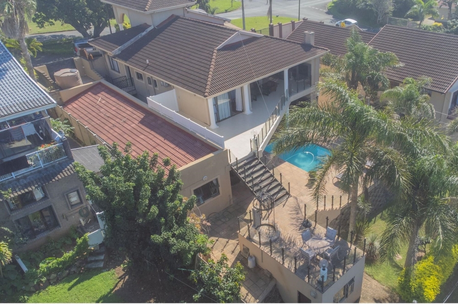 6 Bedroom Property for Sale in Uvongo KwaZulu-Natal