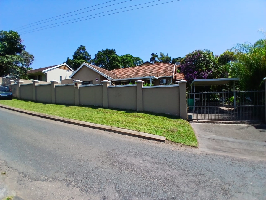 3 Bedroom Property for Sale in Mount Vernon KwaZulu-Natal